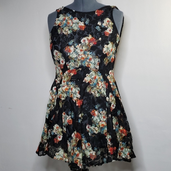 BeBop Dresses & Skirts - Lacy Floral Black Dress -  BeBop - Large
